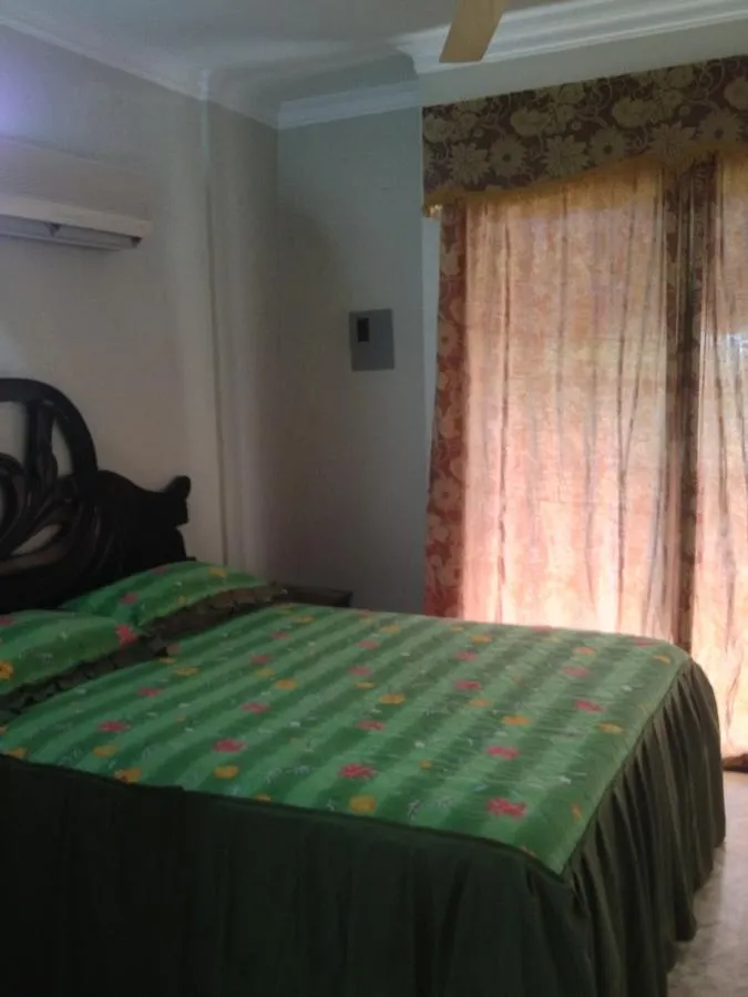 Gran Hotel Barahona 0*,  República Dominicana